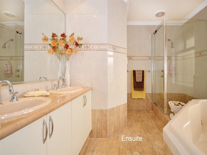 6 Leyte Lane, Dianella WA 6059