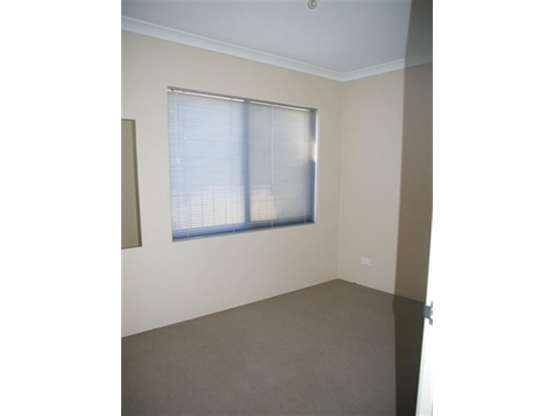 2D Modena Place, Balga WA 6061