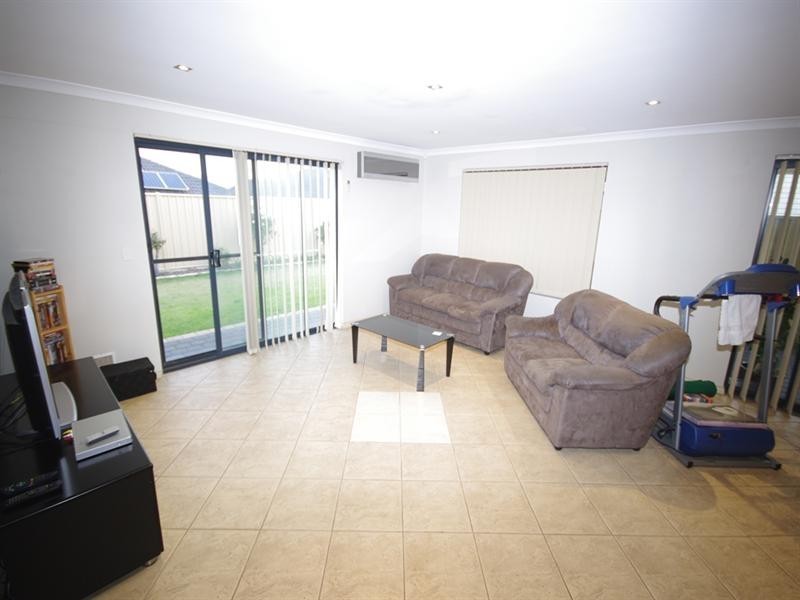 120 Elliot Road, Hocking WA 6065