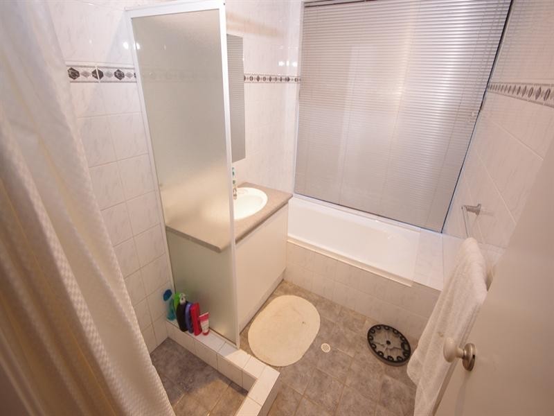 120 Elliot Road, Hocking WA 6065