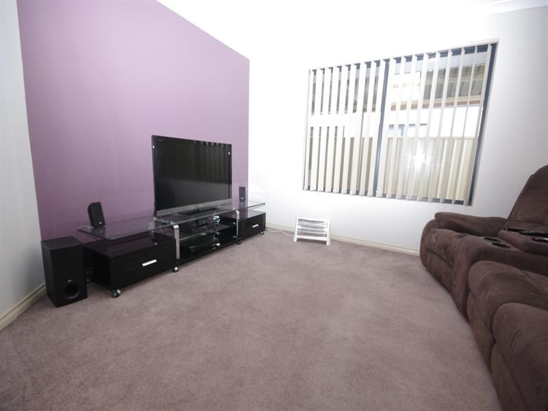 120 Elliot Road, Hocking WA 6065