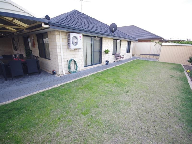 120 Elliot Road, Hocking WA 6065