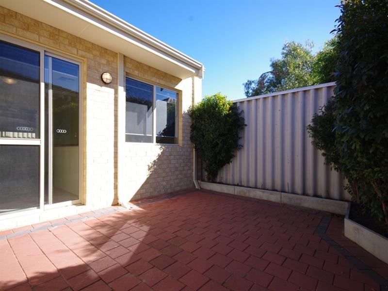 5D Oakney Avenue, Nollamara WA 6061