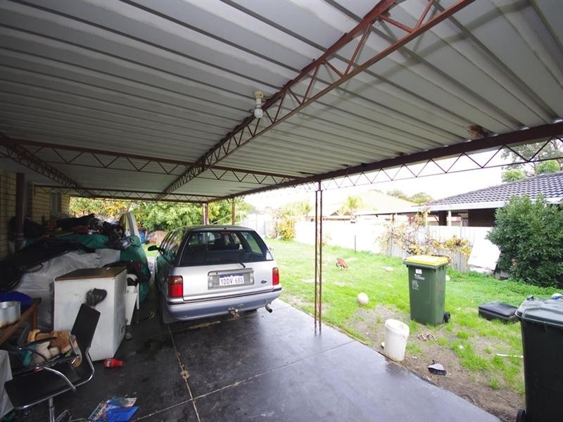 1 Whitehouse Drive, Koondoola WA 6064