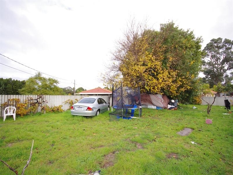 1 Whitehouse Drive, Koondoola WA 6064