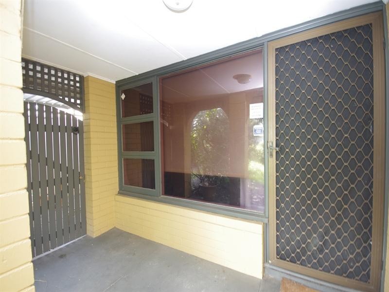 22 Denston Way, Girrawheen WA 6064