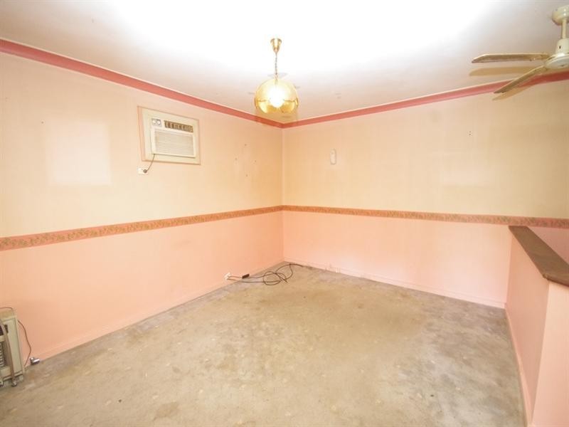 22 Denston Way, Girrawheen WA 6064