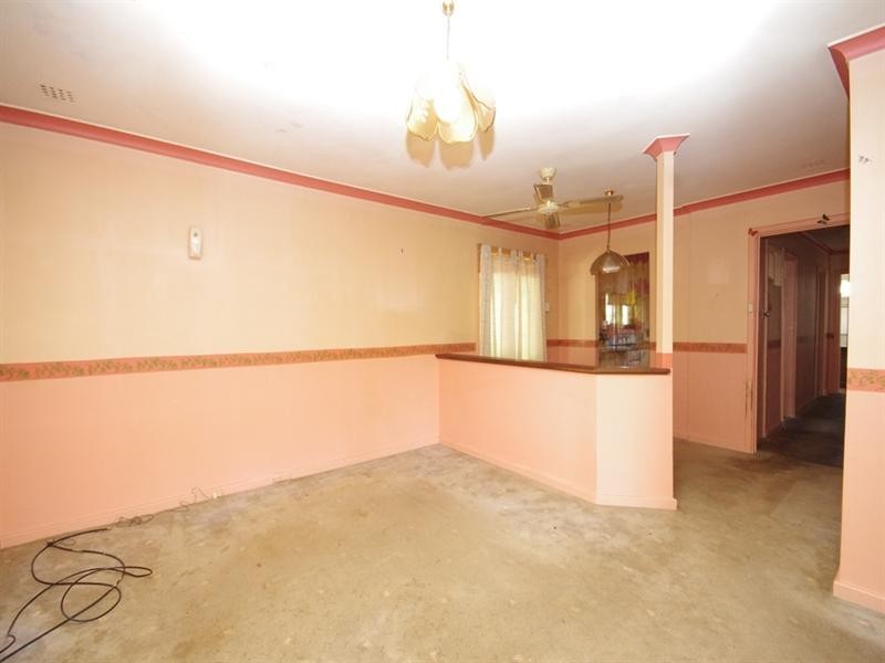 22 Denston Way, Girrawheen WA 6064