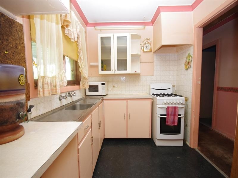 22 Denston Way, Girrawheen WA 6064