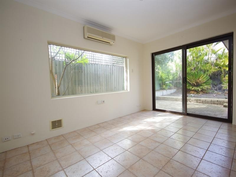 466b Light Street, Dianella WA 6059
