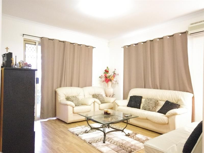 30 Lancer Way, Alexander Heights WA 6064