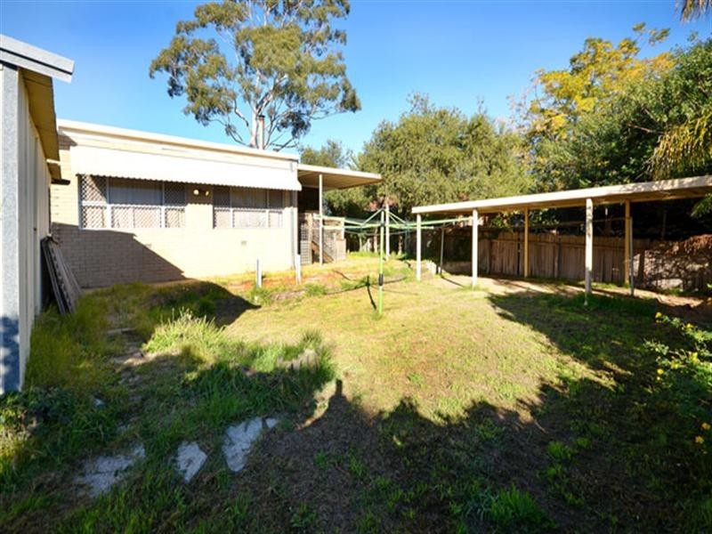 23 Harford Way, Girrawheen WA 6064
