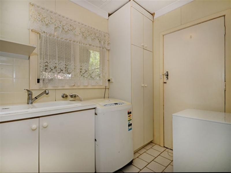 23 Harford Way, Girrawheen WA 6064