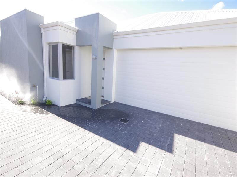 41b Curlington Crescent, Balga WA 6061