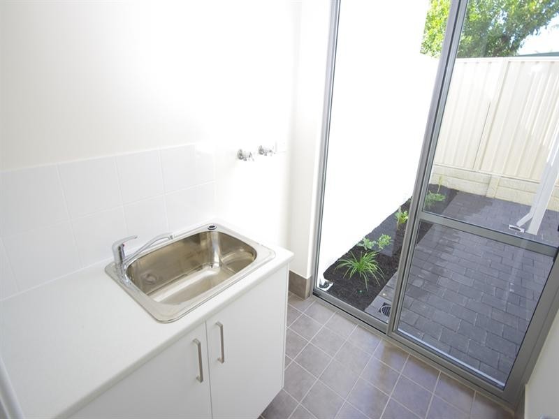 41b Curlington Crescent, Balga WA 6061