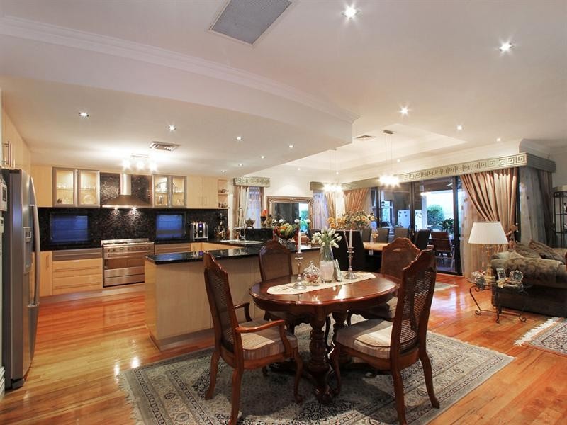 18 Bencubbin Crescent, Dianella WA 6059