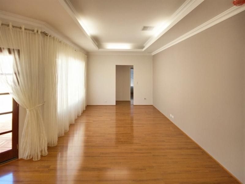 32a Mercer Way, Balga WA 6061