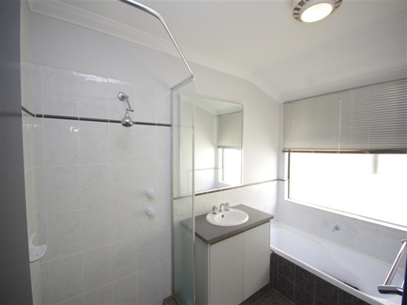 47 Hampton Road, Darch WA 6065