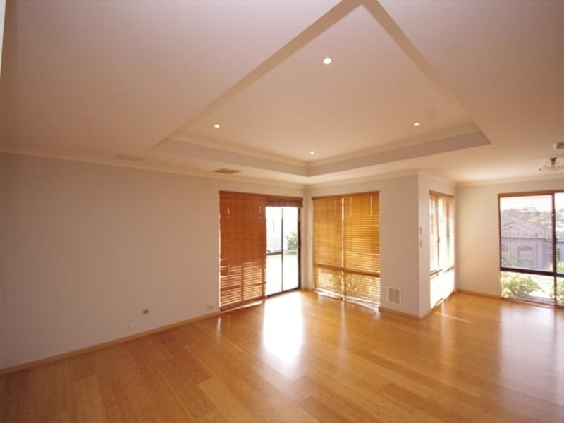 47 Hampton Road, Darch WA 6065