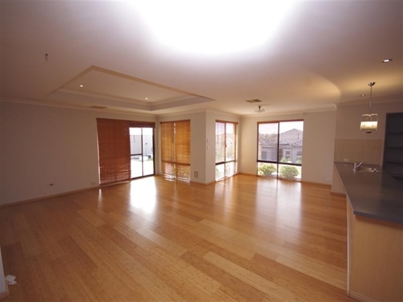 47 Hampton Road, Darch WA 6065