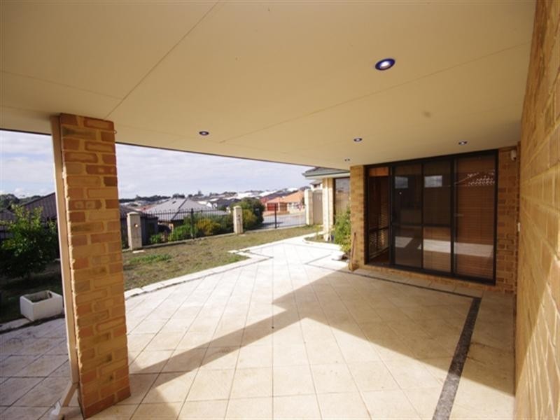 47 Hampton Road, Darch WA 6065