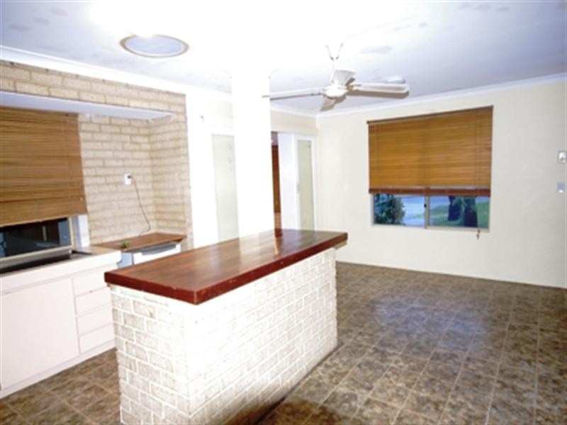 22 Chestnut Grove, Mirrabooka WA 6061