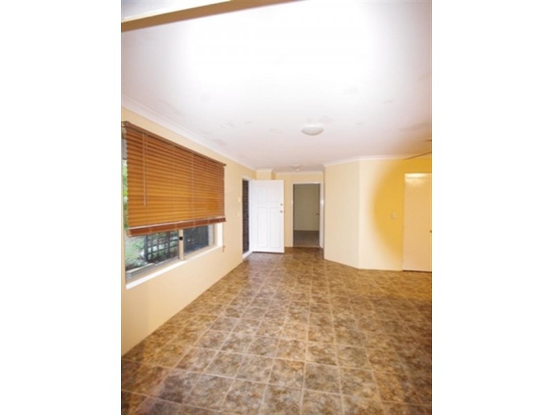 22 Chestnut Grove, Mirrabooka WA 6061