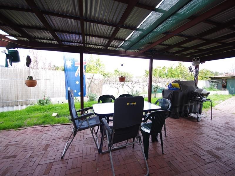 64 Dampier Loop, Mirrabooka WA 6061