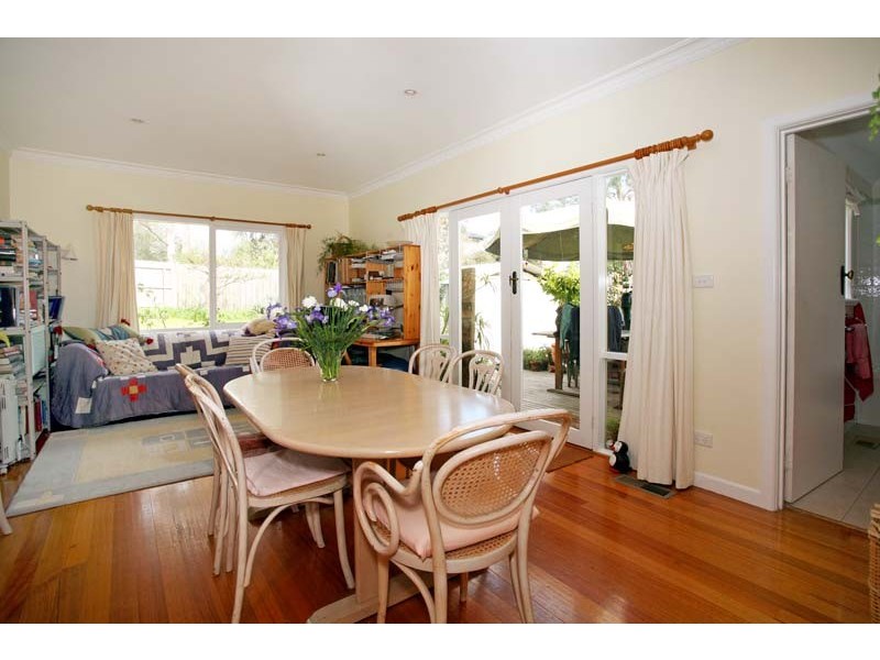 29 Cairo Road, Mont Albert North VIC 3129