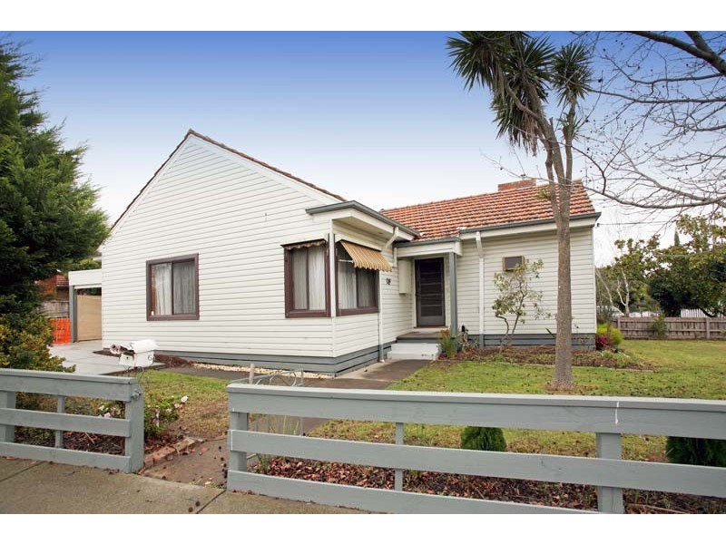 1 Joyhill Avenue, Box Hill South VIC 3128