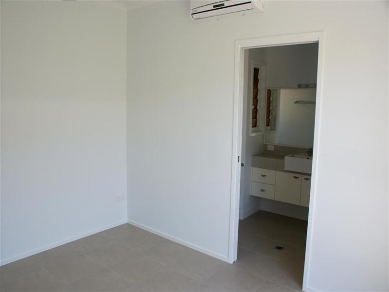 Mission Beach QLD 4852