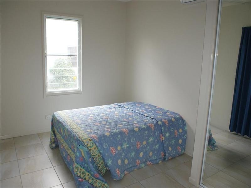 110 Kennedy Esplanade, South Mission QLD 4852