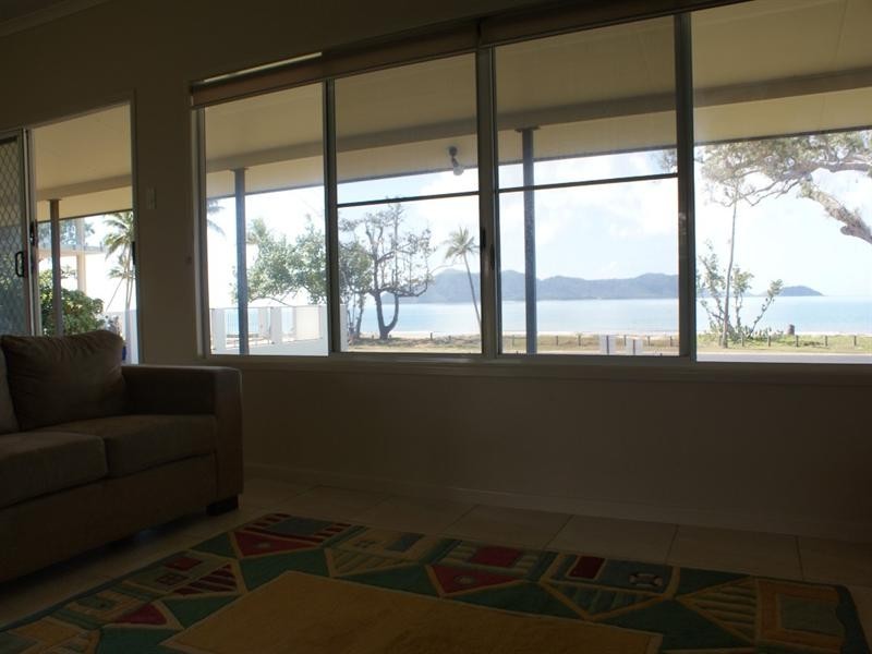 110 Kennedy Esplanade, South Mission QLD 4852