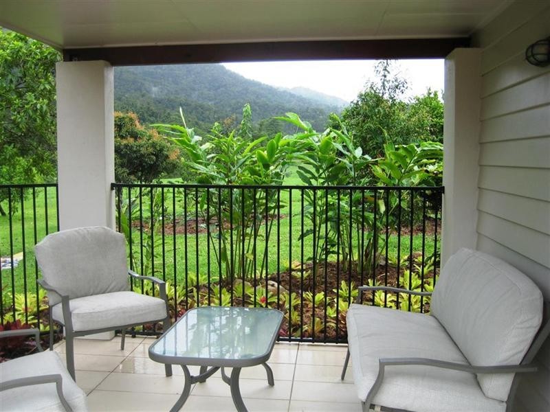 717 Old Tully Road, Mission Beach QLD 4852