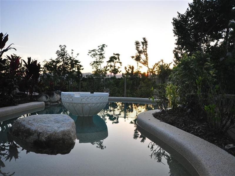 717 Old Tully Road, Mission Beach QLD 4852