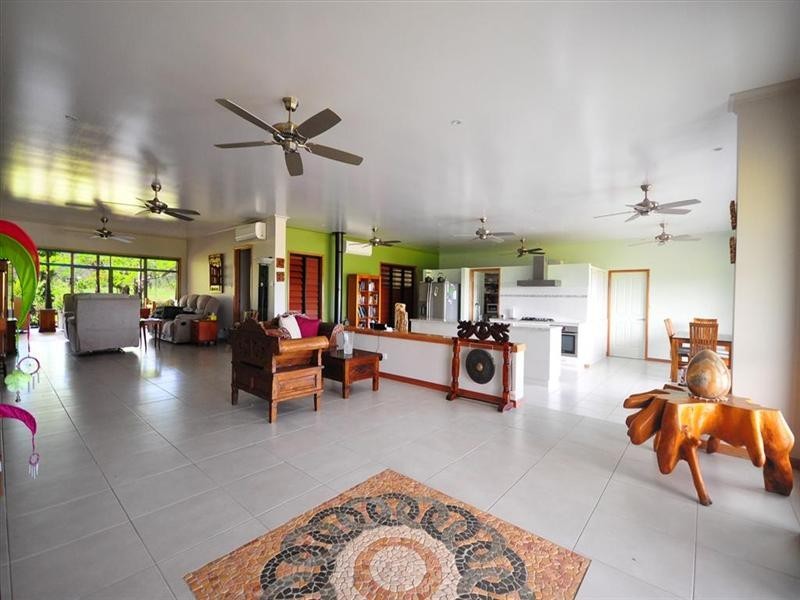 717 Old Tully Road, Mission Beach QLD 4852