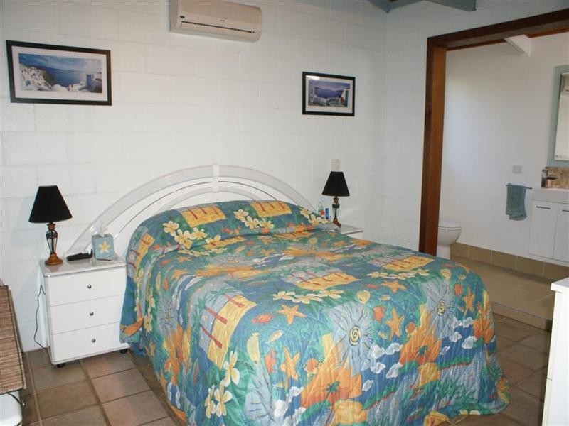 34 Mitchell Street, South Mission QLD 4852