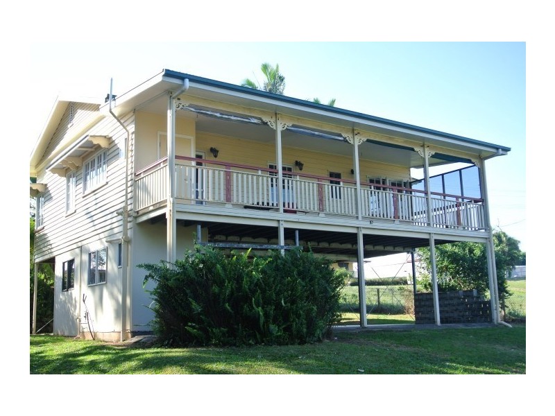 14 Admiralty Street, South Mission QLD 4852