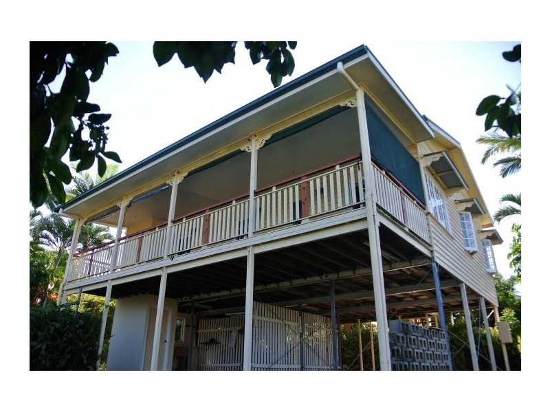 14 Admiralty Street, South Mission QLD 4852