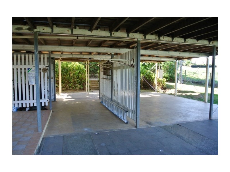 14 Admiralty Street, South Mission QLD 4852