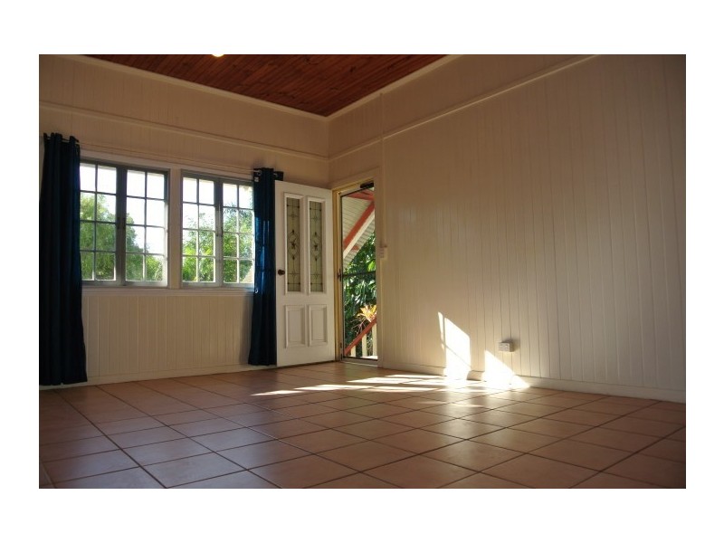 14 Admiralty Street, South Mission QLD 4852