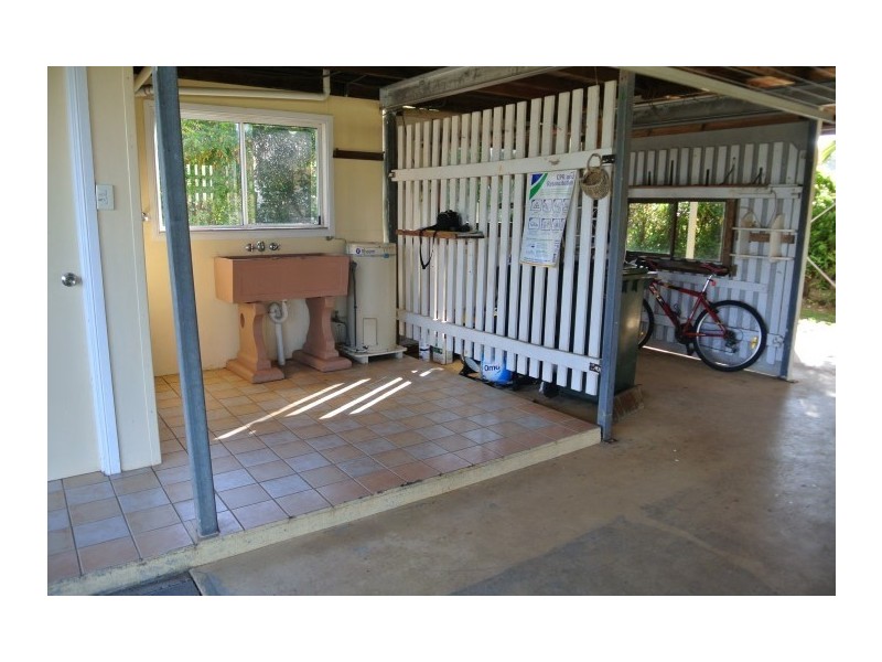 14 Admiralty Street, South Mission QLD 4852