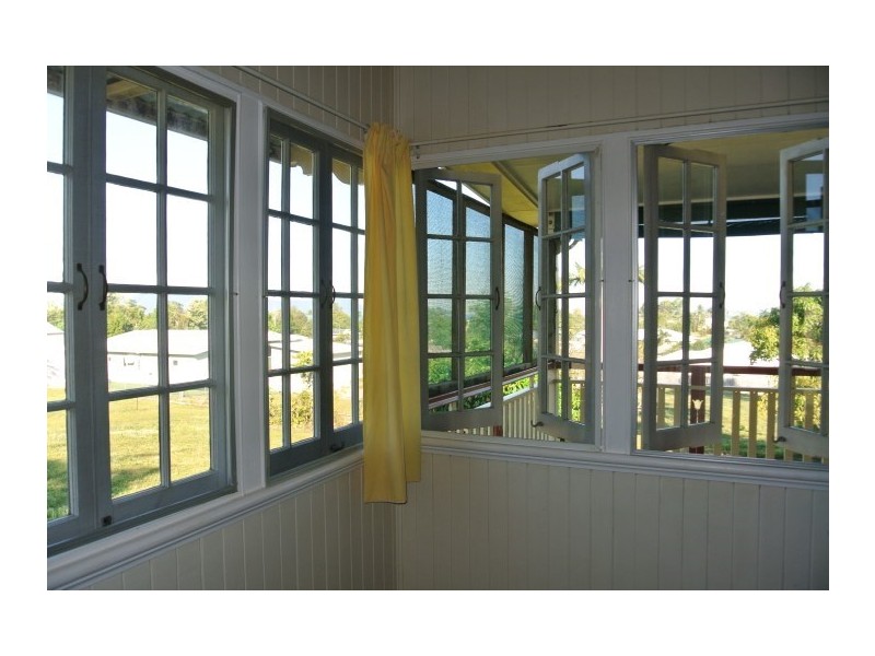 14 Admiralty Street, South Mission QLD 4852