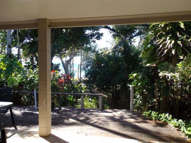 26 Kennedy Esplanade, Mission Beach QLD 4852