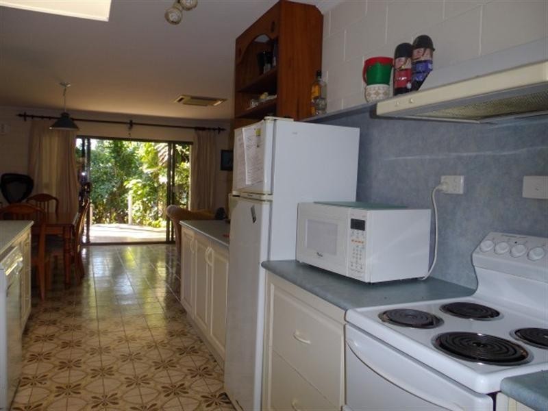 26 Kennedy Esplanade, Mission Beach QLD 4852