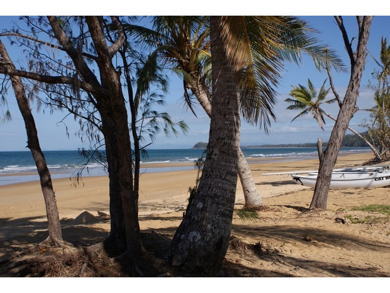 14 Seafarer Street, South Mission QLD 4852