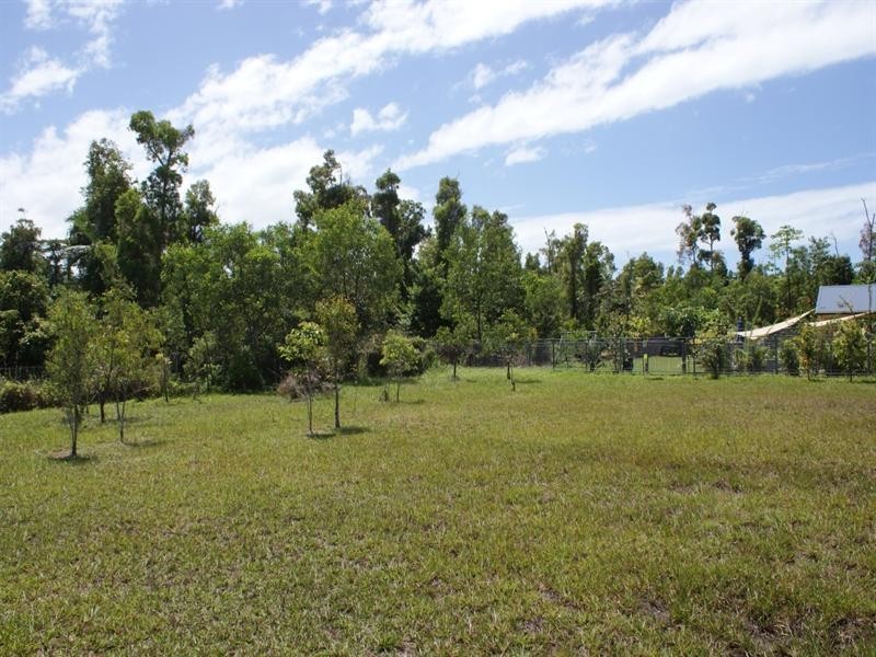 39 Sanctuary Crescent, Wongaling Beach QLD 4852