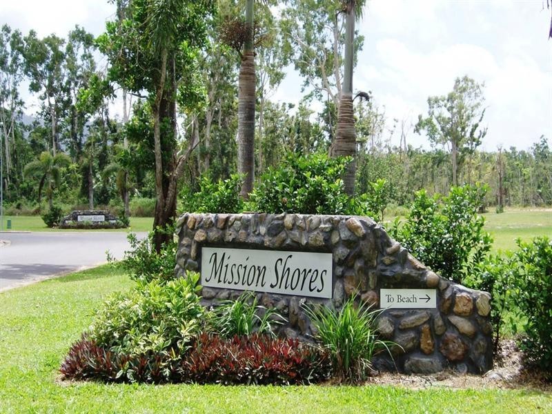 39 Sanctuary Crescent, Wongaling Beach QLD 4852