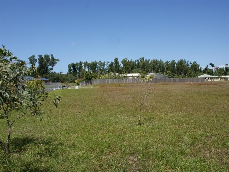 39 Sanctuary Crescent, Wongaling Beach QLD 4852