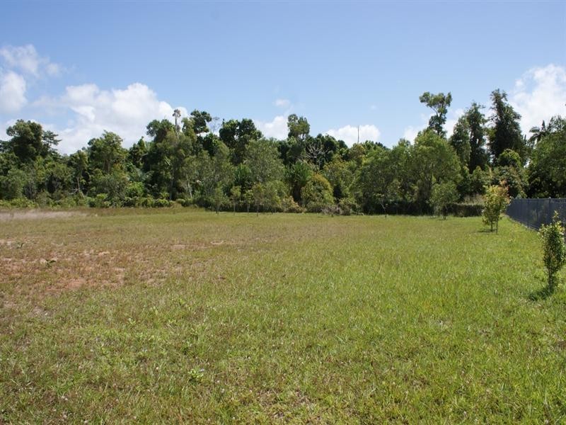 39 Sanctuary Crescent, Wongaling Beach QLD 4852